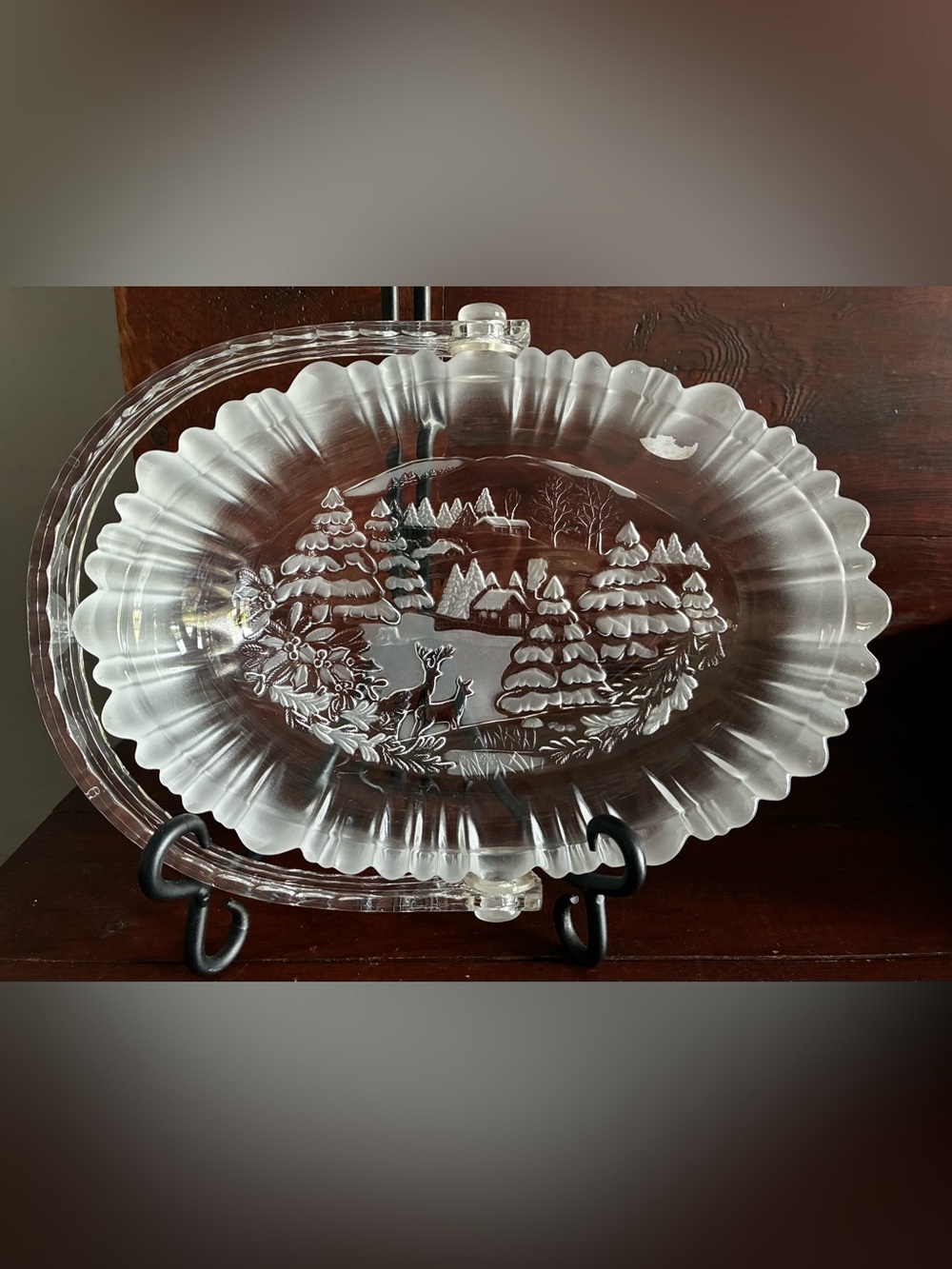 Mikasa Crystal "Winter Dreams" Deer Scene Glass Christmas Basket w Handle